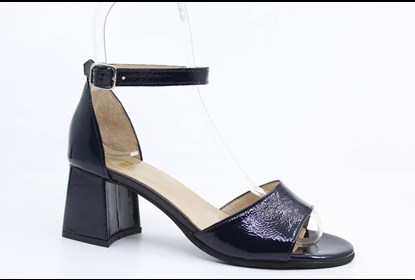 SANDALIAS SENHORA SALTO MEDIO