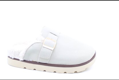 CHINELOS RUA SENHORA Fechado