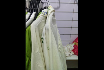 BLUSA ROUPA SENHORA ACESSORIOS DE MODA