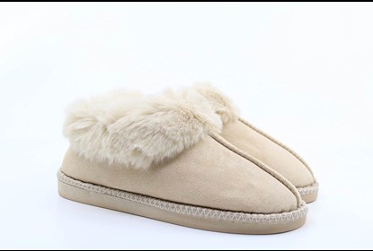 PANTUFA SENHORA Quarto