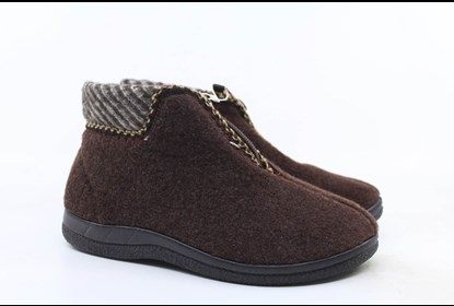PANTUFA SENHORA Quarto