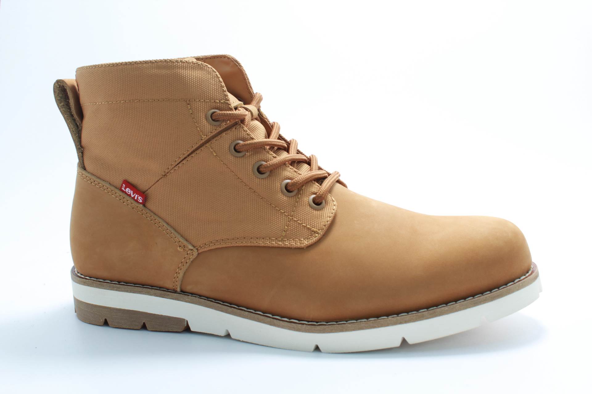 Bota levis masculina best sale preço