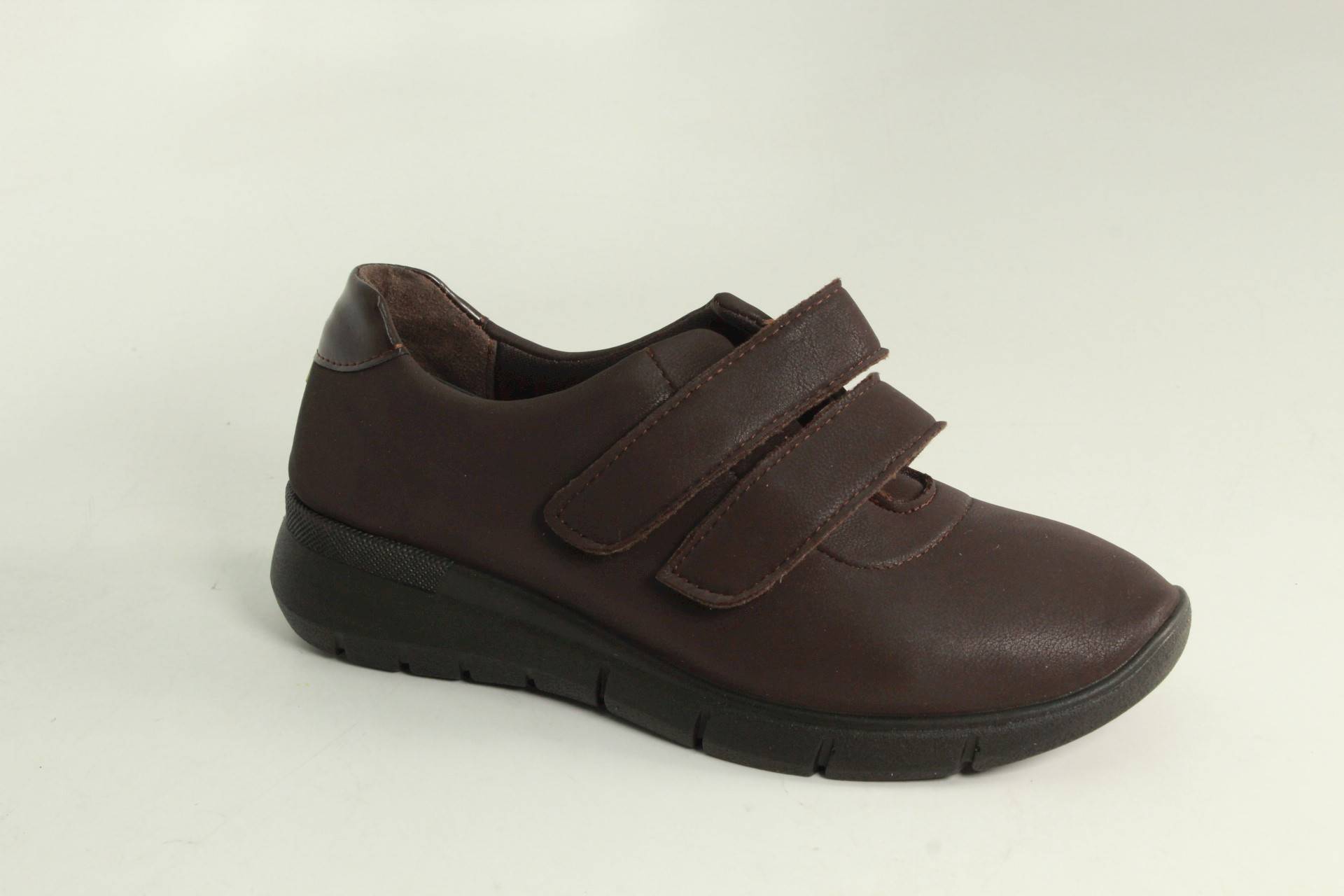 sapatos castanhos senhora